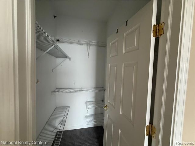 14586 Vauxhall Drive, Sterling Heights, MI 48313