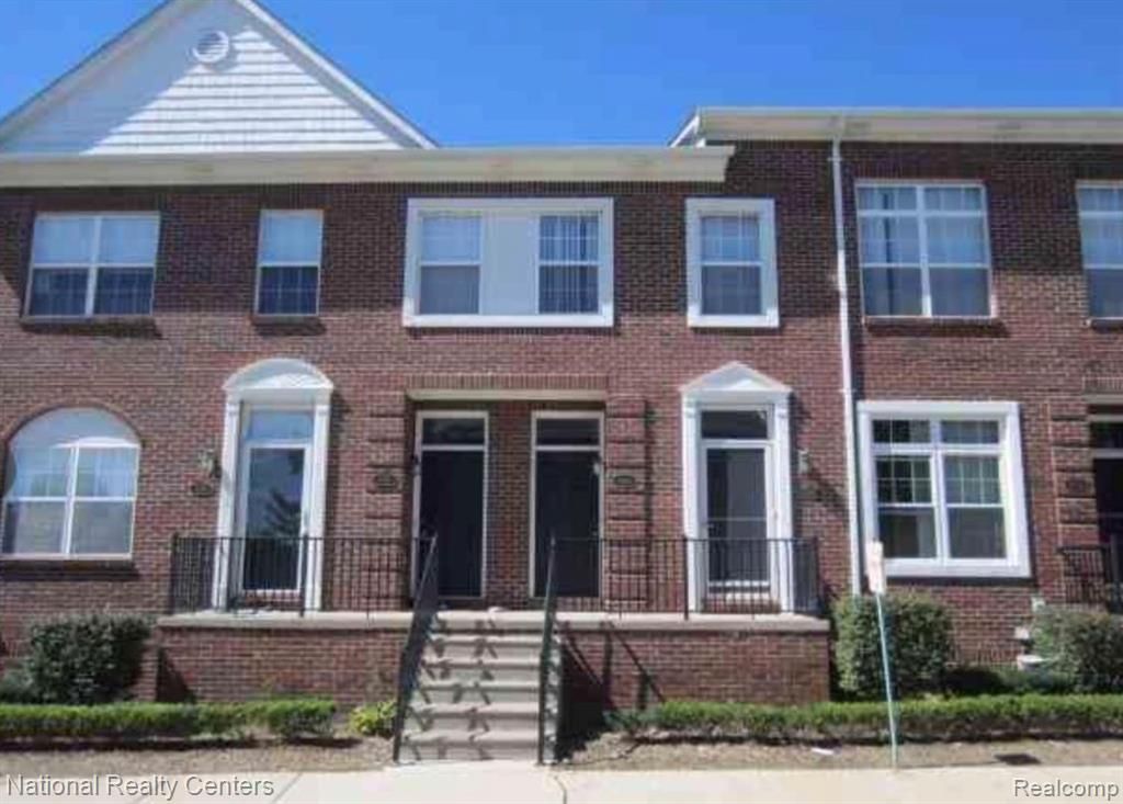 14586 Vauxhall Drive, Sterling Heights, MI 48313