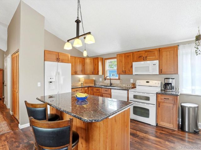 26197 S End Rd A, Kittredge, CO 80457