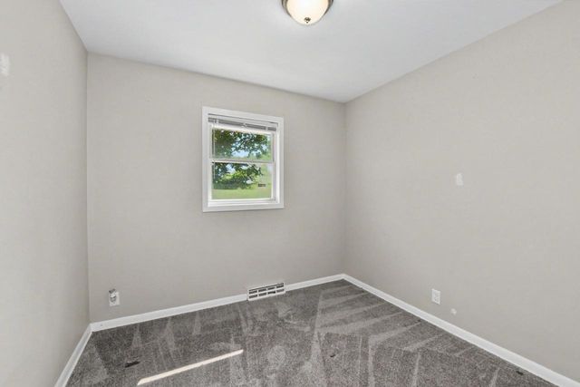 6715 N 78th STREET, Milwaukee, WI 53223