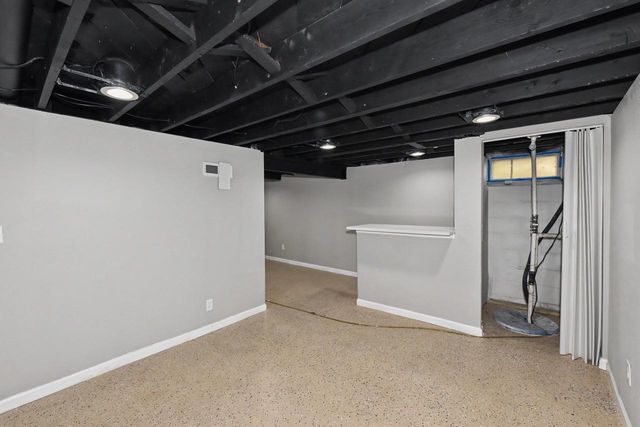6715 N 78th STREET, Milwaukee, WI 53223
