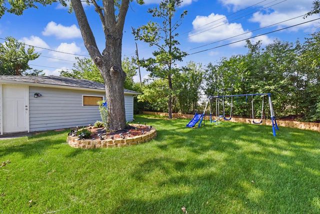 6715 N 78th STREET, Milwaukee, WI 53223