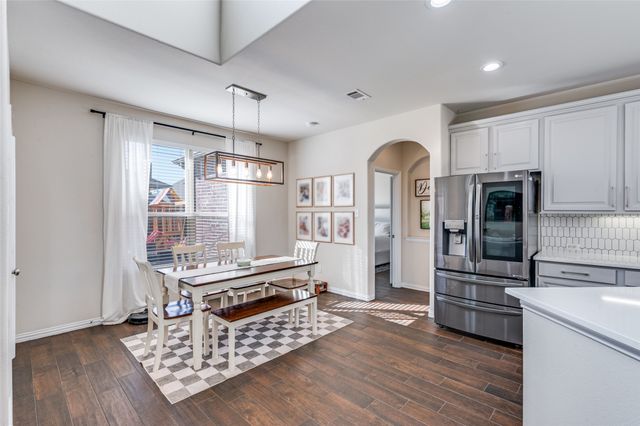 7336 Desert Willow Drive, Denton, TX 76208