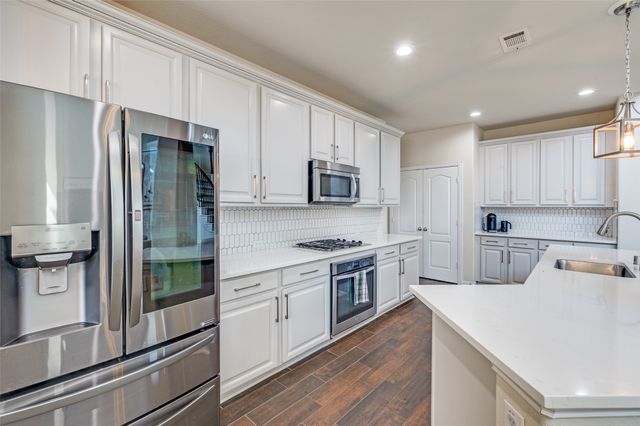 7336 Desert Willow Drive, Denton, TX 76208