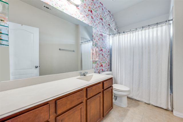 7336 Desert Willow Drive, Denton, TX 76208