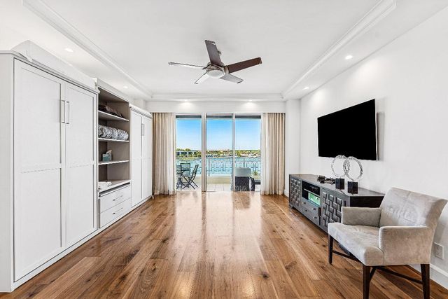 19950 Beach Road 7s, Jupiter, FL 33469