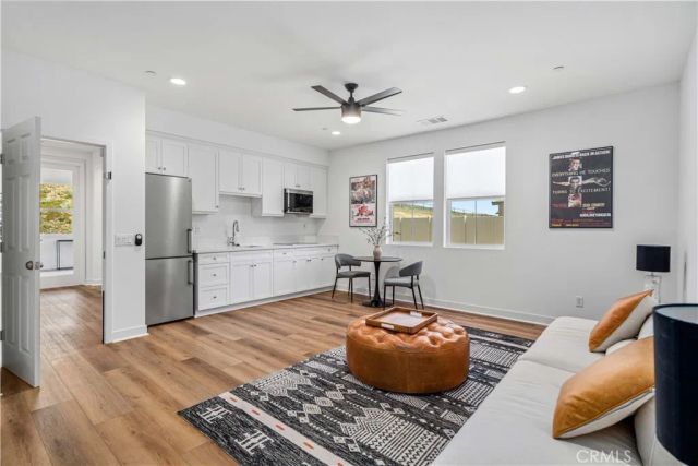 39342 Stallion, Palmdale, CA 93551
