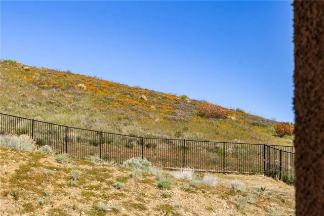 39342 Stallion, Palmdale, CA 93551