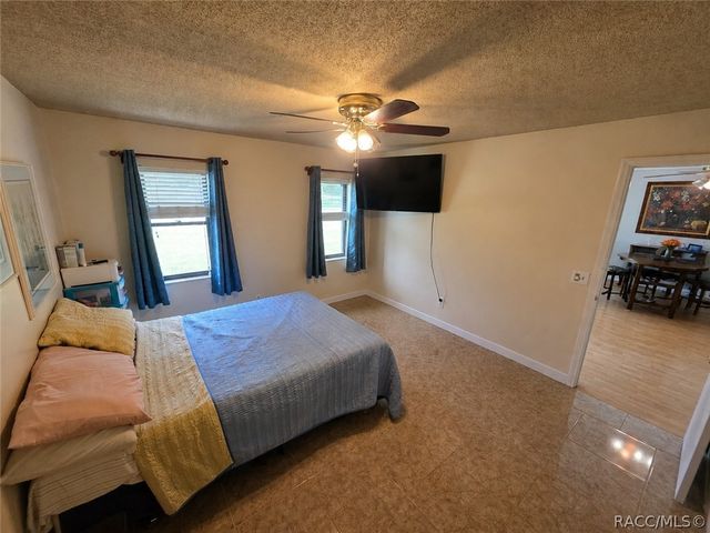 5071 S Hummingbird Avenue, Inverness, FL 34452