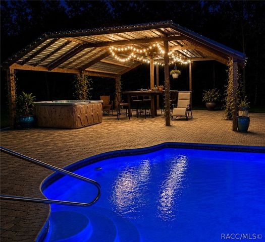 5071 S Hummingbird Avenue, Inverness, FL 34452