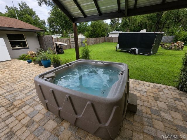 5071 S Hummingbird Avenue, Inverness, FL 34452