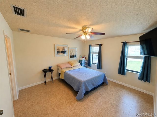 5071 S Hummingbird Avenue, Inverness, FL 34452