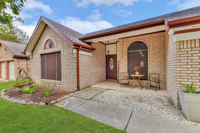 16751 Square Rigger Lane, Friendswood, TX 77546