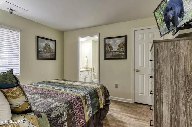 413 Baskins Creek Rd 501, Gatlinburg, TN 37738