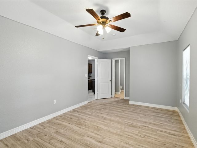 5720 Frisco Avenue, Forest Hill, TX 76119