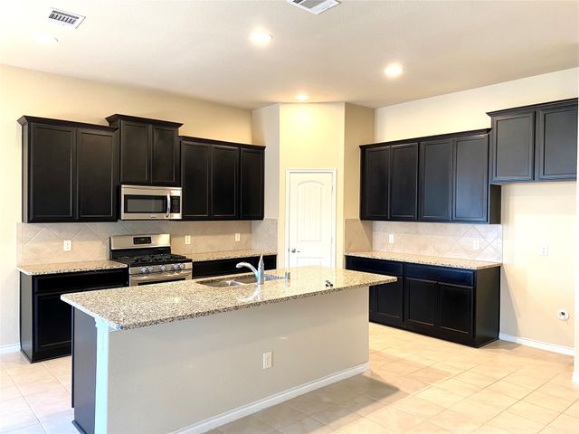 543 Haven Drive, Anna, TX 75409
