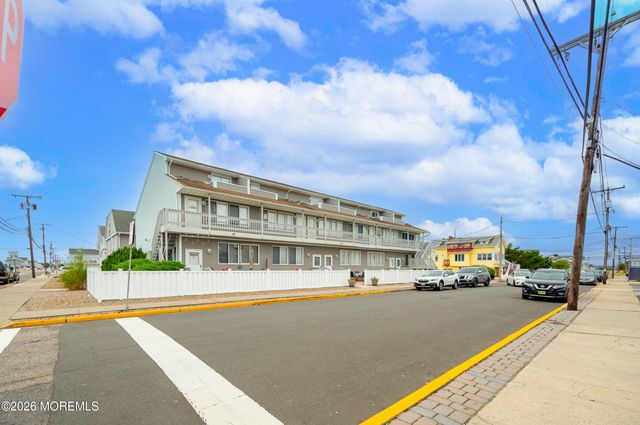 1713 Boulevard Boulevard 7, Seaside Park, NJ 08752