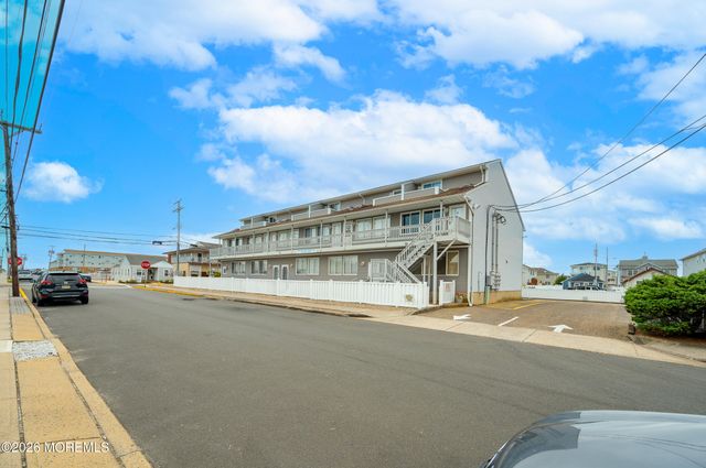 1713 Boulevard Boulevard 7, Seaside Park, NJ 08752