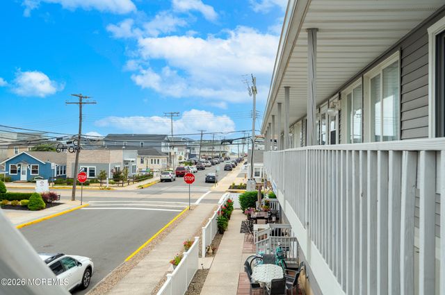 1713 Boulevard Boulevard 7, Seaside Park, NJ 08752