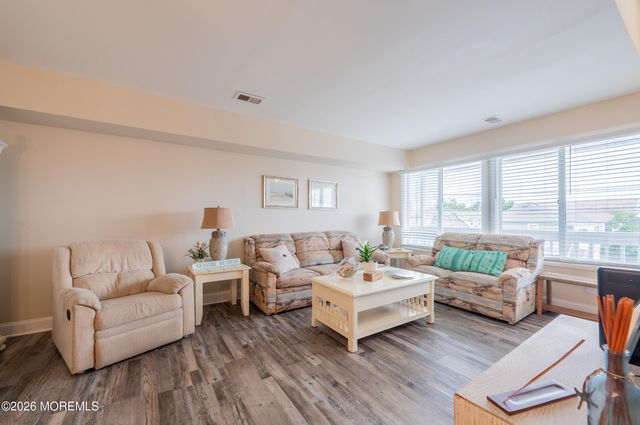 1713 Boulevard Boulevard 7, Seaside Park, NJ 08752