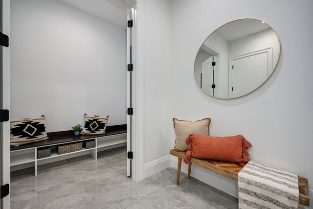 809 Lenox Road, Glenview, IL 60025