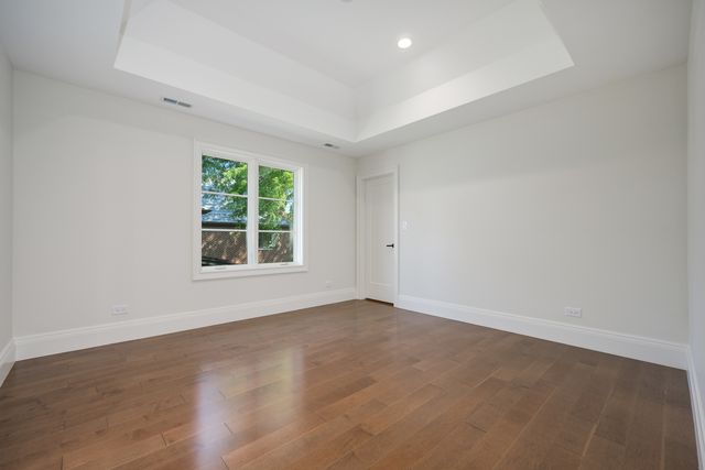 809 Lenox Road, Glenview, IL 60025