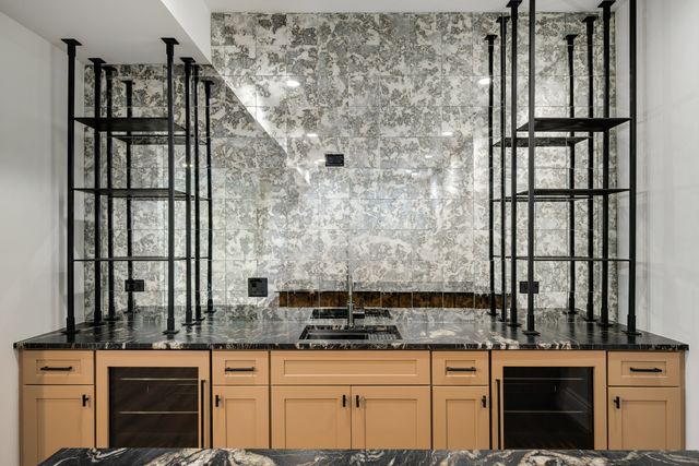 809 Lenox Road, Glenview, IL 60025