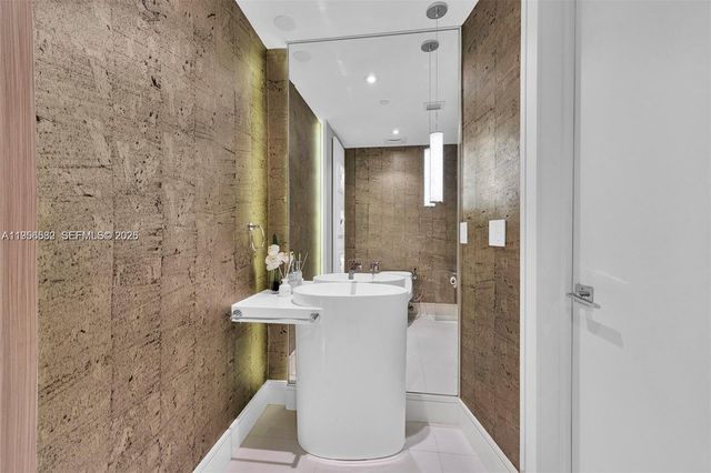 17121 Collins Avenue 2608, Sunny Isles Beach, FL 33160