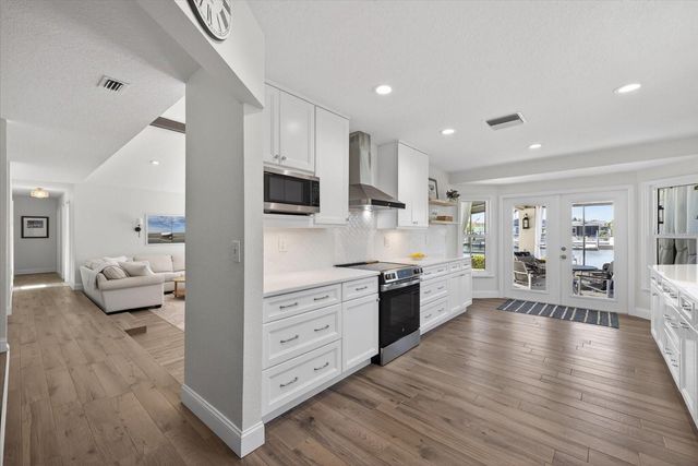 4042 PERRY PLACE, New Port Richey, FL 34652