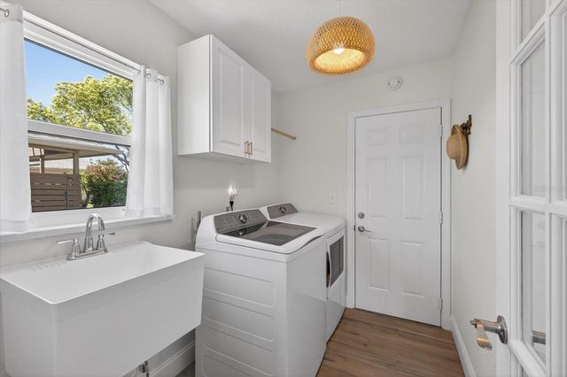 4042 PERRY PLACE, New Port Richey, FL 34652