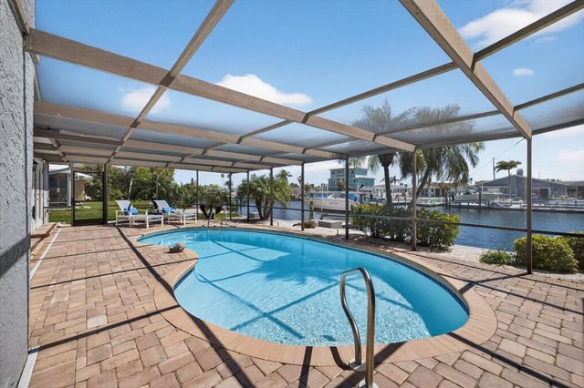 4042 PERRY PLACE, New Port Richey, FL 34652