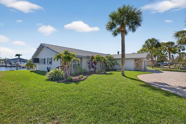4042 PERRY PLACE, New Port Richey, FL 34652