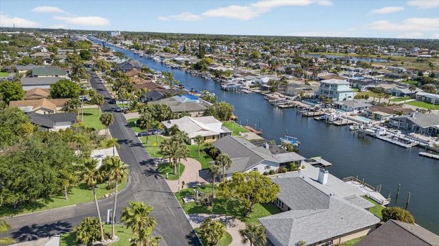 4042 PERRY PLACE, New Port Richey, FL 34652