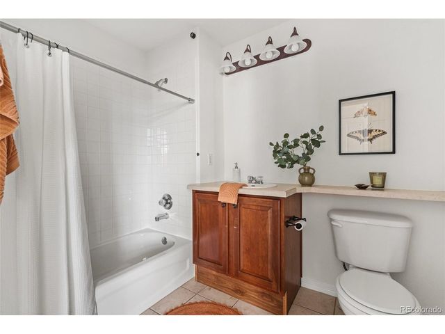 8880 Edinburgh Cir, Highlands Ranch, CO 80129