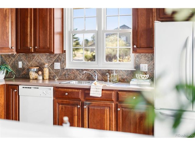 8880 Edinburgh Cir, Highlands Ranch, CO 80129