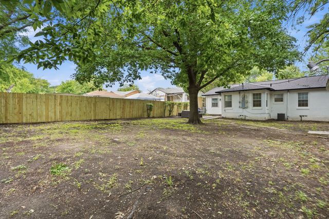 1534 N Atoll Drive, Dallas, TX 75216