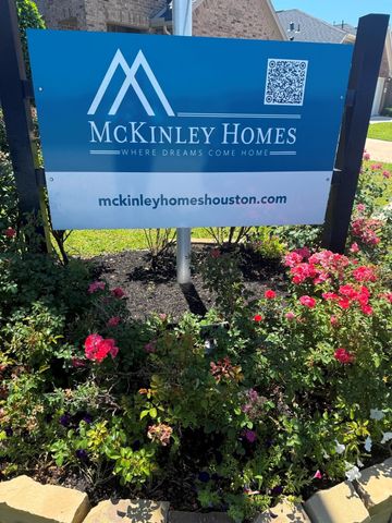 4211 Helmside Lane, Houston, TX 77053