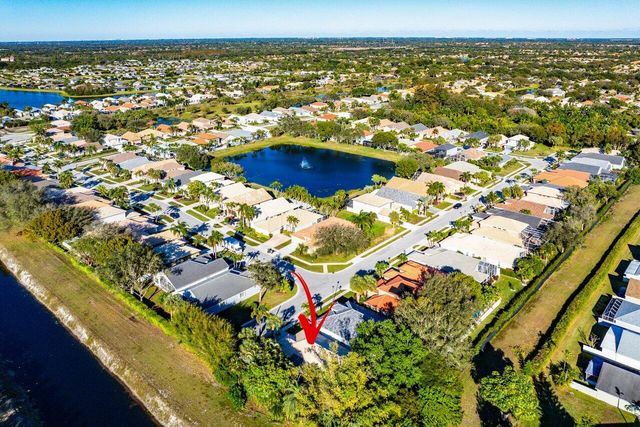 7812 Edinburough Lane, Delray Beach, FL 33446