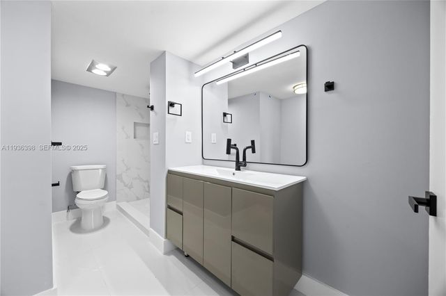 20335 W Country Club Dr 1905, Aventura, FL 33180