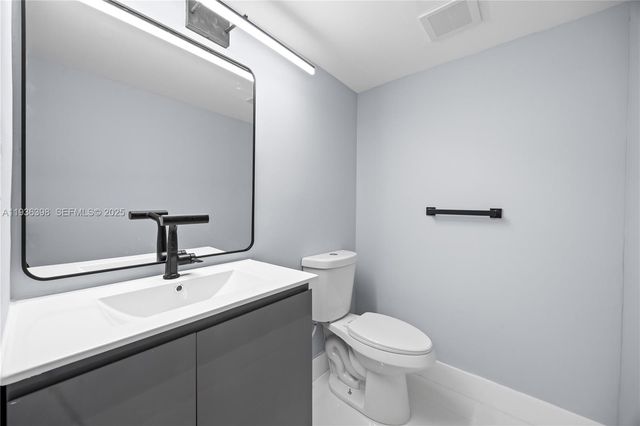 20335 W Country Club Dr 1905, Aventura, FL 33180