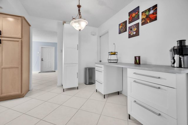 1705 NW 69th Terrace, Margate, FL 33063