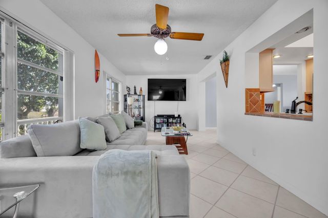 1705 NW 69th Terrace, Margate, FL 33063