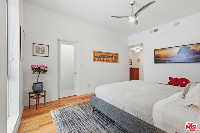 1050 N Gardner Street 3, West Hollywood, CA 90046