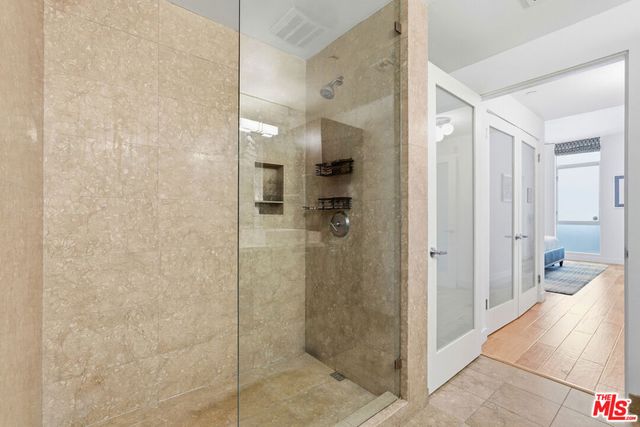 1050 N Gardner Street 3, West Hollywood, CA 90046