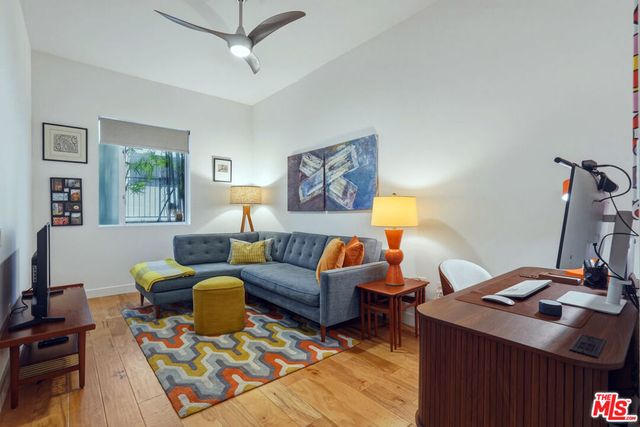 1050 N Gardner Street 3, West Hollywood, CA 90046