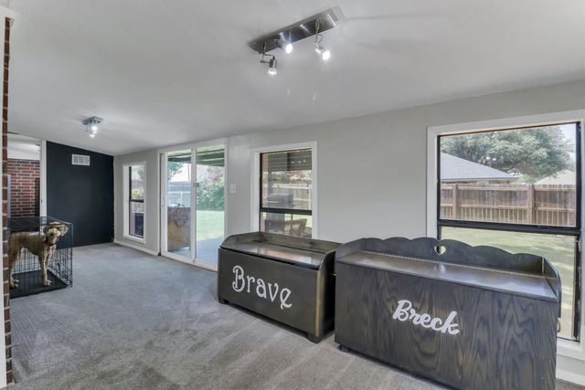 1506 Berry Patch Lane, Granbury, TX 76048