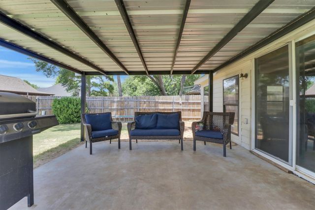 1506 Berry Patch Lane, Granbury, TX 76048