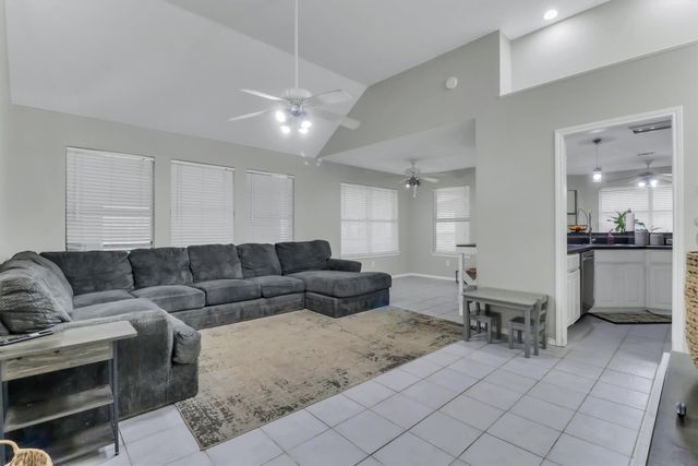 1506 Berry Patch Lane, Granbury, TX 76048