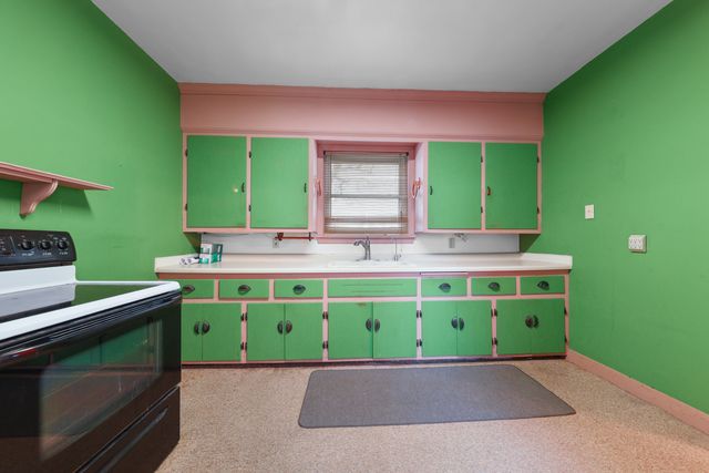 2810 Oxbow Road, Morris, IL 60450