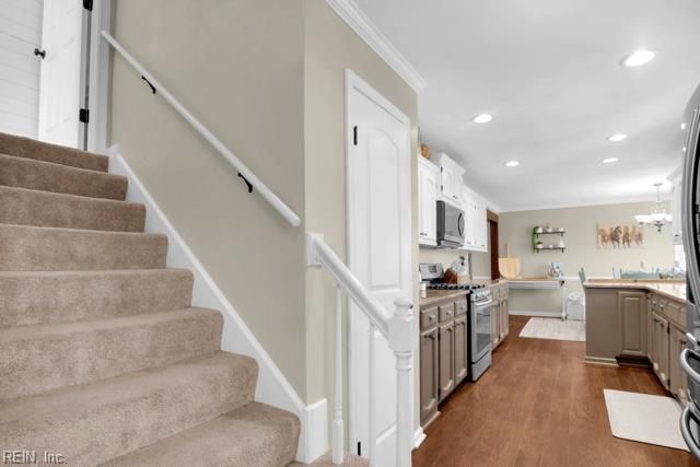 713 Waterford CT, Chesapeake, VA 23322